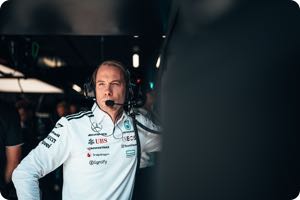 Marcus Dudley, Russell's race engineer 