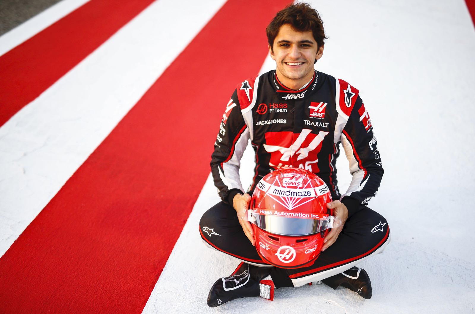 Fittipaldi wants to keep one foot in F1 