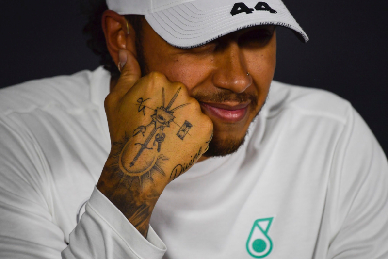 Lewis Hamilton believes that the best approach his Mercedes team can take i...